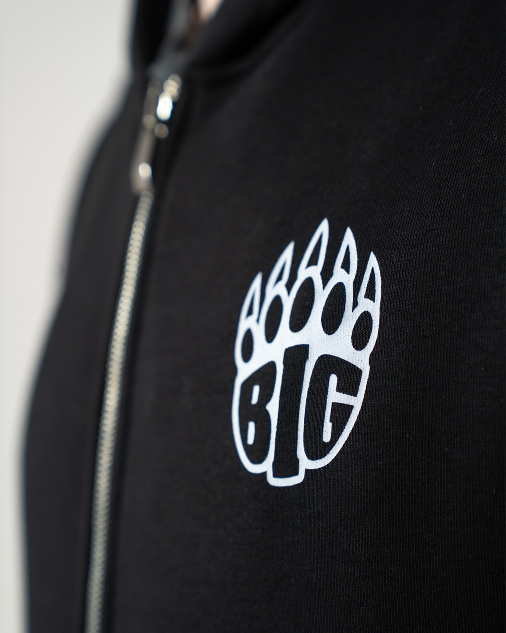 BIG STREETART ZIPPER - BLACK